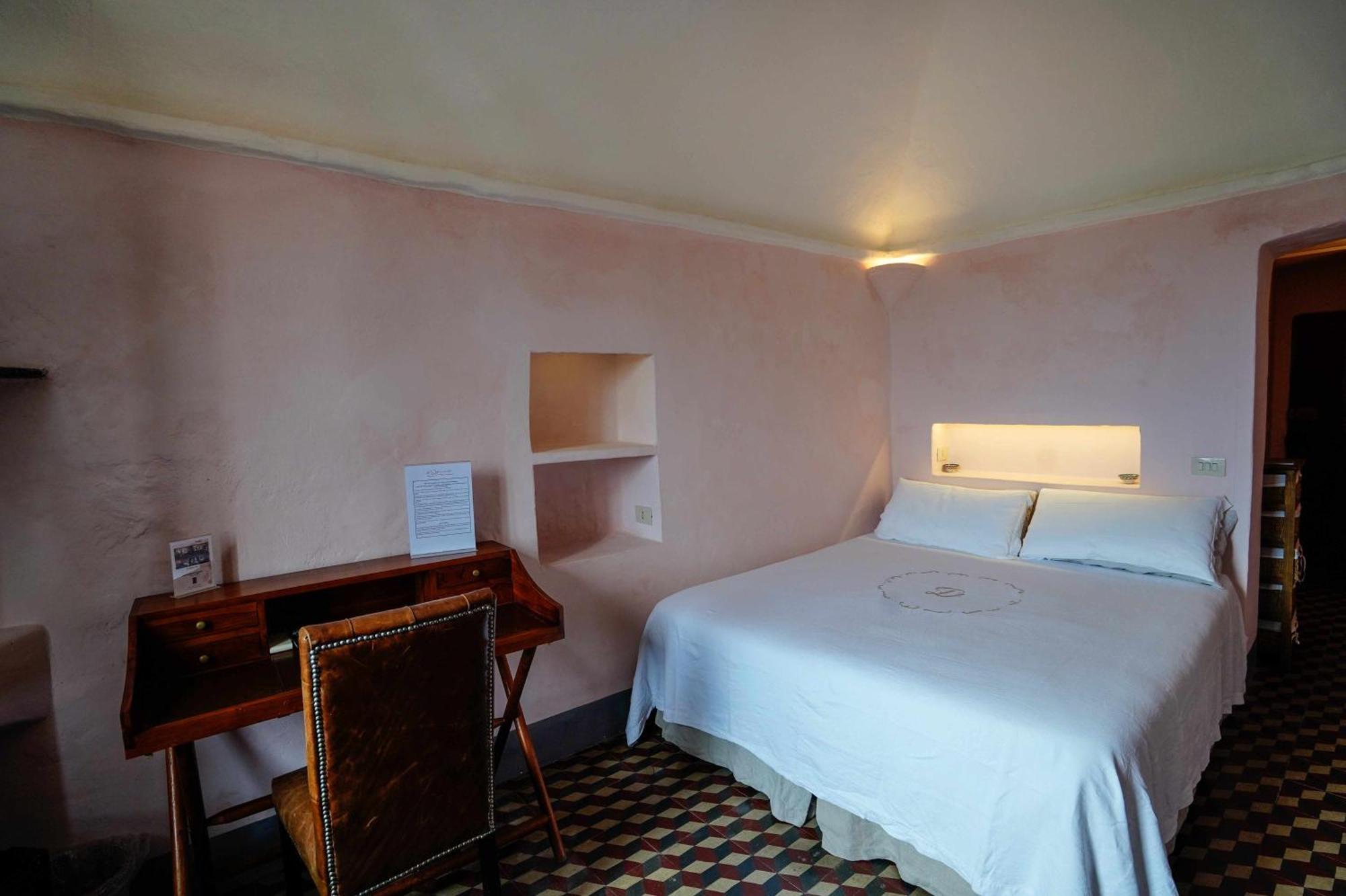 Double Room Private Bathroom